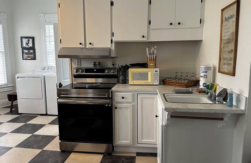 Whiteville Apartamento | The Historic Crutchfield Upstairs Apartment