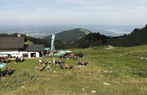Hohenaschau im Chiemgau Apartamento | The historic Haus zur Burg invites you: Apartment ciao-aschau Mina