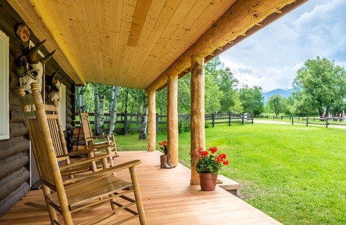Roscoe Cabina | The Historic Russell Cabin on 12,000 acres