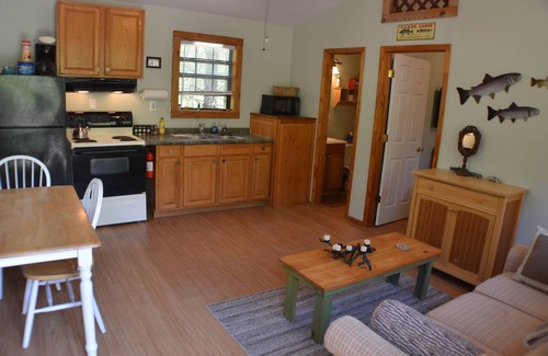 Reliance Cabina | The Hiwassee Cabin at Starr Mountain Retreat
