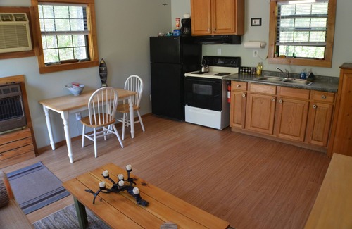 Reliance Cabina | The Hiwassee Cabin at Starr Mountain Retreat