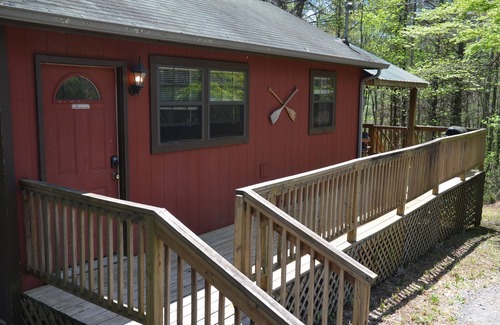 Reliance Cabina | The Hiwassee Cabin at Starr Mountain Retreat