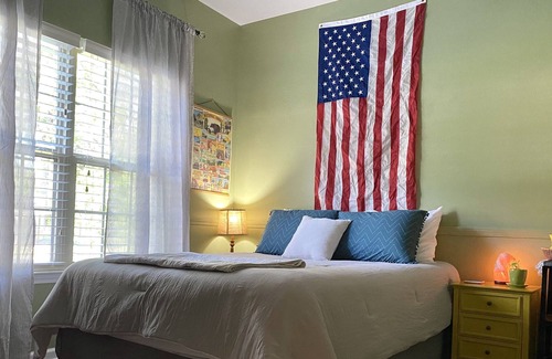Sherwood Casa | The Hobo Haven: Great for Military +Healthcare + Business