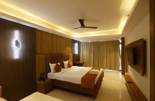 Noida Hotel | The Hoften Lotus Court Noida