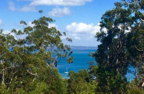 Kingfisher Bay Casa | The Holiday House