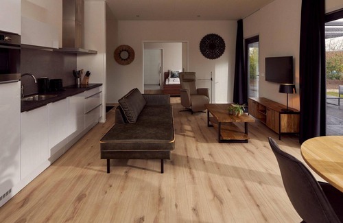 Kotten Casa | The holiday villa Amalia 2 is wheelchair friendly and has a cozy, spacious, and homely living room with an open kitchen, 1 bedroom, and a spacious outdoor area.