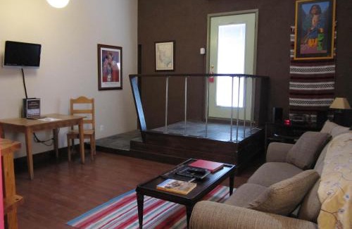 Alpine Hotel | The Holland Hotel