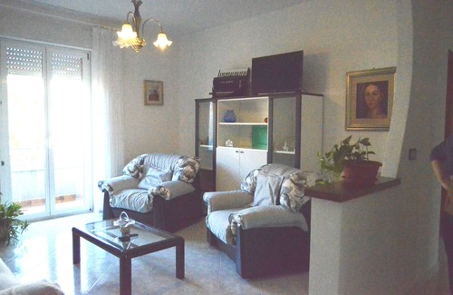 Fonni Apartamento | The Holly Cozy apartment for families and small groups!