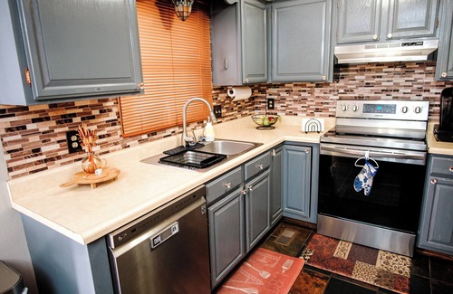 Wichita Casa | The Home Base of Wichita McConnell AFB Hot Tub 3 Bed 2 Bath