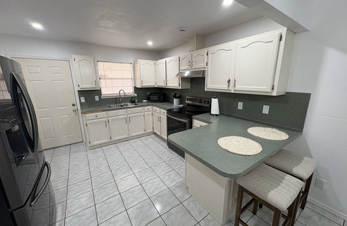Cameron County Casa | THE HOME OF THE EXPLORERS ,close to SpaceX,Rio grande LNG ,Port Isabel,airport
