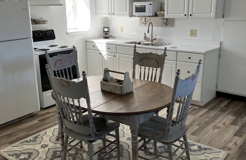 Sharpsville Apartamento | The Homestead