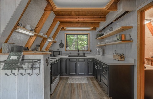 Wright City Chalet De Esquí | The Honey Bee Inn by Innsbrook Vacations!