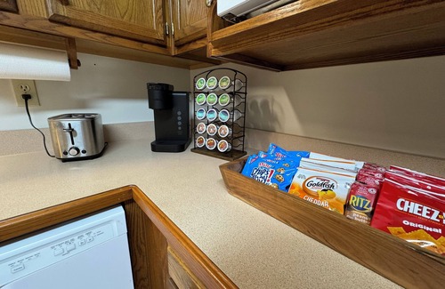 Rineyville Casa | The Honey Spot! Your Quiet retreat in Rineyville.