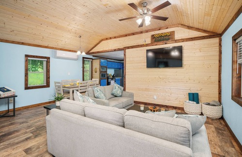 Bakersville Casa | The Honeycomb Hideout-Charming 2-bedroom house in marvelous Bakersville