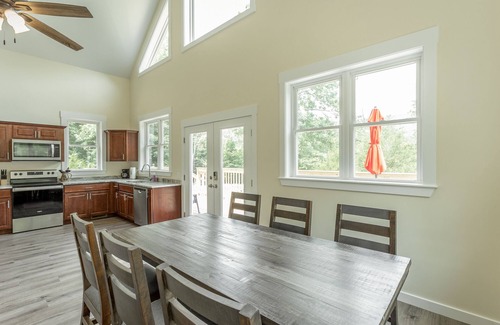 Wildwood Casa | The Honeysuckle - PMI Scenic City Rental