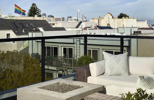 Eureka Valley Casa | The Hotel Castro | Work or Play in the Castro | King Classic Room