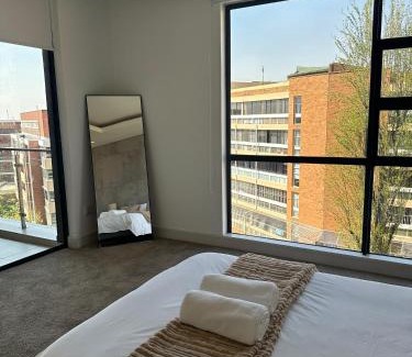 Houghton Estate Apartamento | The Houghton's Hotel - Modern Day Home Two-Bedroom Apartment