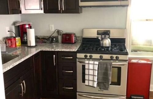 Detroit - Shoreway Casa | The House Hotels - W45th Backhouse - Ohio City