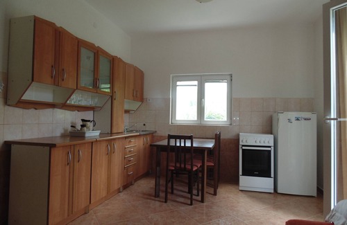 Zeljeznica Apartamento | La casa está en un lugar tranquilo.