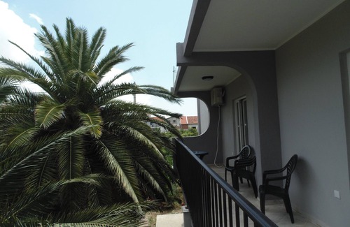 Zeljeznica Apartamento | La casa está en un lugar tranquilo.