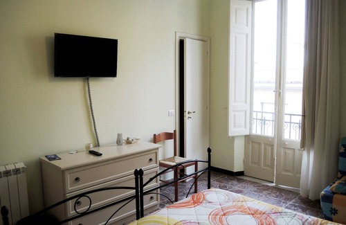 Reggio Calabria Cama Y Desayuno | La Cámara de Ermelinda