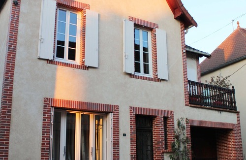 Jaligny-sur-Besbre Casa | LA CASA DE HELENE VAL DE BESBRE cerca de LE PAL