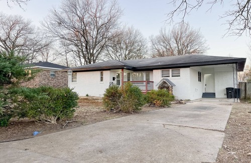 Jacksonville Casa | The House on Hill st -A Quiet Home