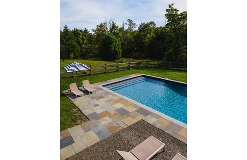 Town of Marbletown Cabaña | The House on Smith Lane