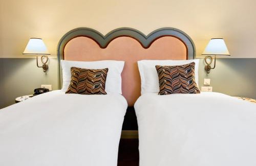 West Berlin Centre Hotel | The Hoxton, Berlin