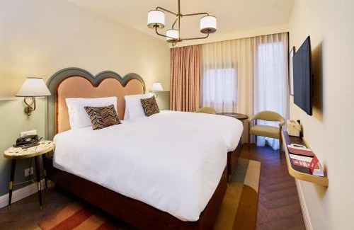 West Berlin Centre Hotel | The Hoxton, Berlin