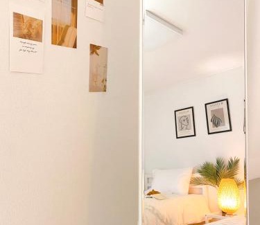 Gaebong-dong Apartamento | The Hue stay, SEOUL