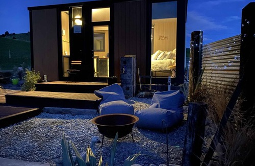 Timaru District Casa | The Huntaway by Tiny Away
