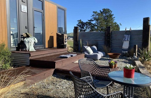 Timaru District Casa | The Huntaway by Tiny Away