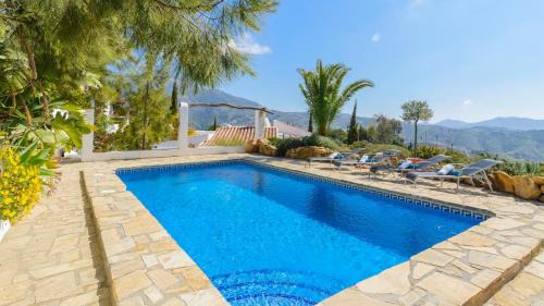 Canillas de Aceituno Casa | The Hunting Lodge Alcaucín by Ruralidays