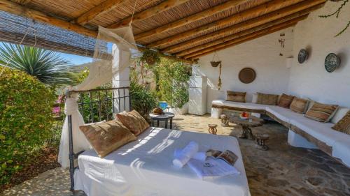 Canillas de Aceituno Casa | The Hunting Lodge Alcaucín by Ruralidays