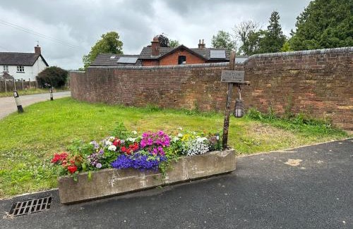 Cosford Casa | The Hurst Coach House