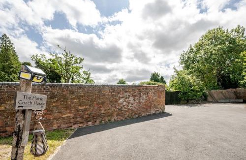 Cosford Casa | The Hurst Coach House