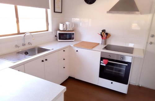 Huskisson Casa | The Husky House or Little Husky Studio Suite