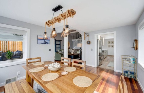 Indianola Apartamento | The Hygge Hideaway with Breathtaking Views