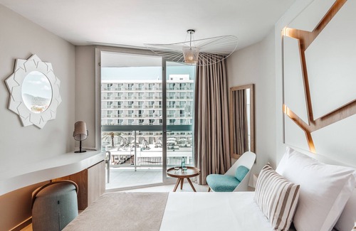 Ciudad de Ibiza Hotel | The Ibiza Twiins Hotel