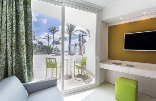 Ciudad de Ibiza Hotel | The Ibiza Twiins Hotel