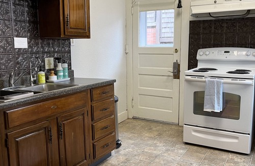 Concordia Casa | The Inn at 210 - Comfortable and clean historic home