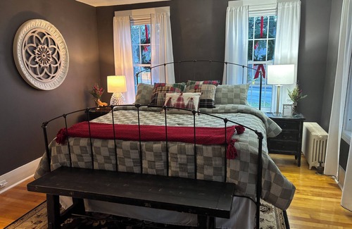 Jefferson Cama Y Desayuno | The Inn Crowd Bed and Breakfast