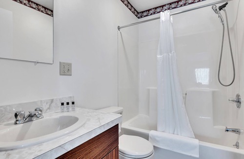 Lake George Casa | The Inn of Lake George