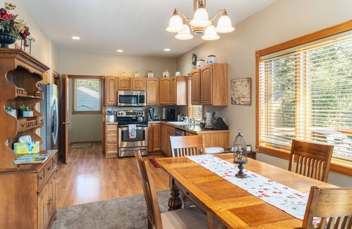 Bigfork Cabina | The Inn on Bigfork Bay