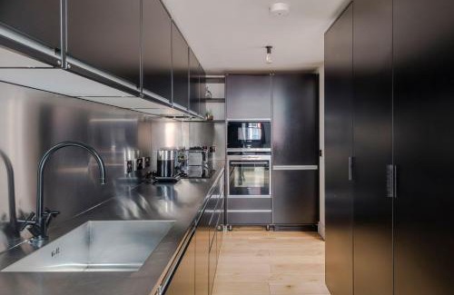 London City Centre Apartamento | The Instagood Apartment - Covent Garden - by Frankie Says