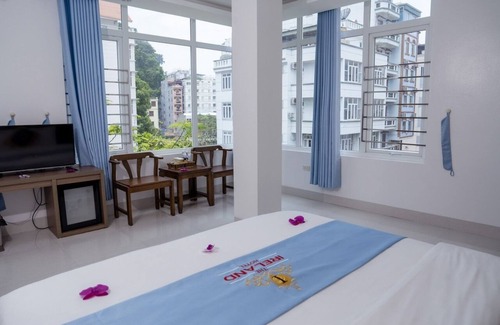 Cat Hai Hotel | The Ireland Hotel