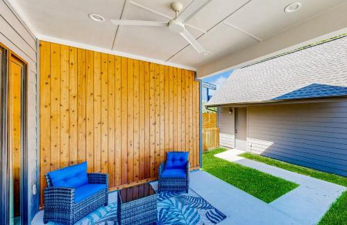 Highland Casa | The Isabelle's - Unit B