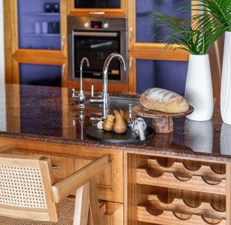 Yamba Casa | The Islander - Waterfront with Pool