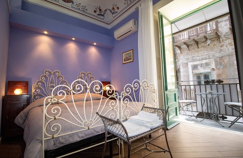 Santo Stefano di Camastra Apartamento | THE PALACE B&B and Apartments- Luxury Apartment